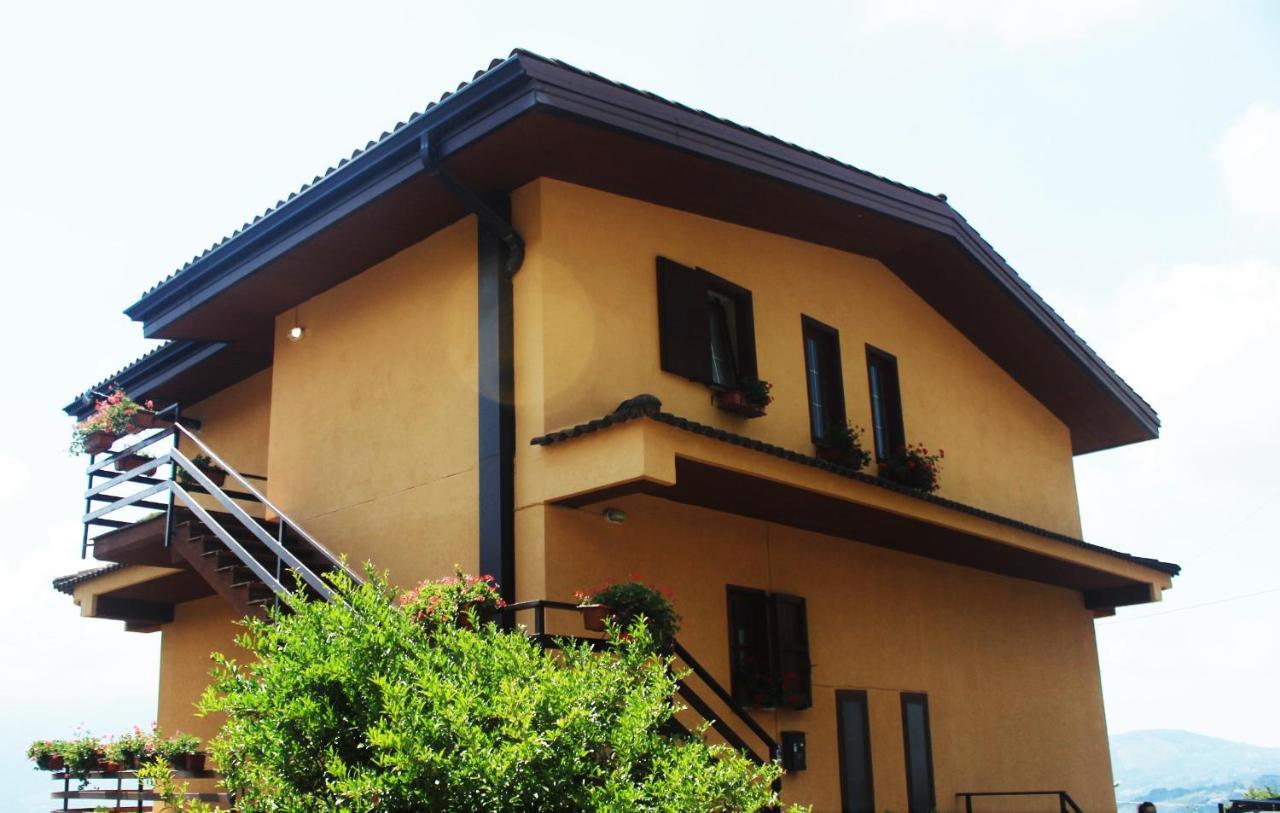 AbatemarcoMansarda Fiorita住宿加早餐旅馆 外观 照片