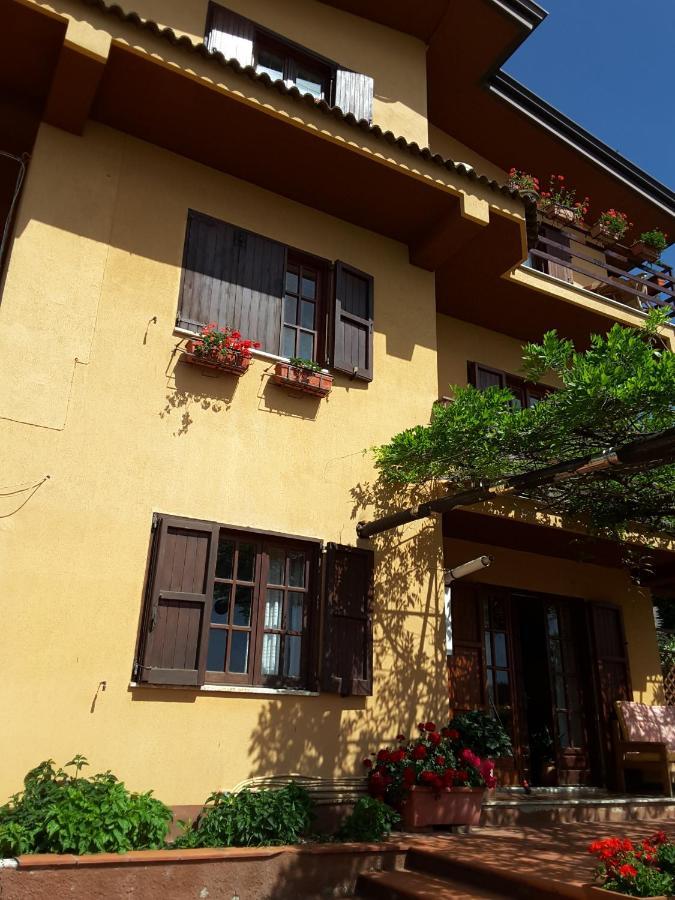 AbatemarcoMansarda Fiorita住宿加早餐旅馆 外观 照片