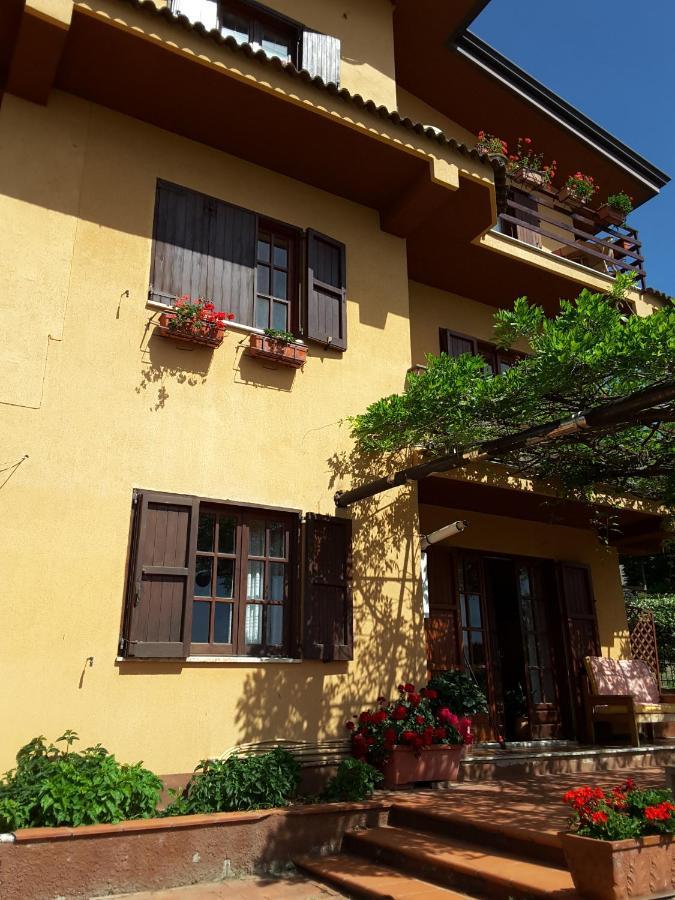 AbatemarcoMansarda Fiorita住宿加早餐旅馆 外观 照片